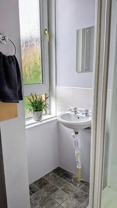 Jamie'S Apartment In Edinburgh United Kingdom